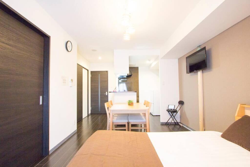 ようこそ札幌へ! 大通公園まで地下鉄10分 定員6名 Firetv完備 1階はセコマ Apartment ภายนอก รูปภาพ